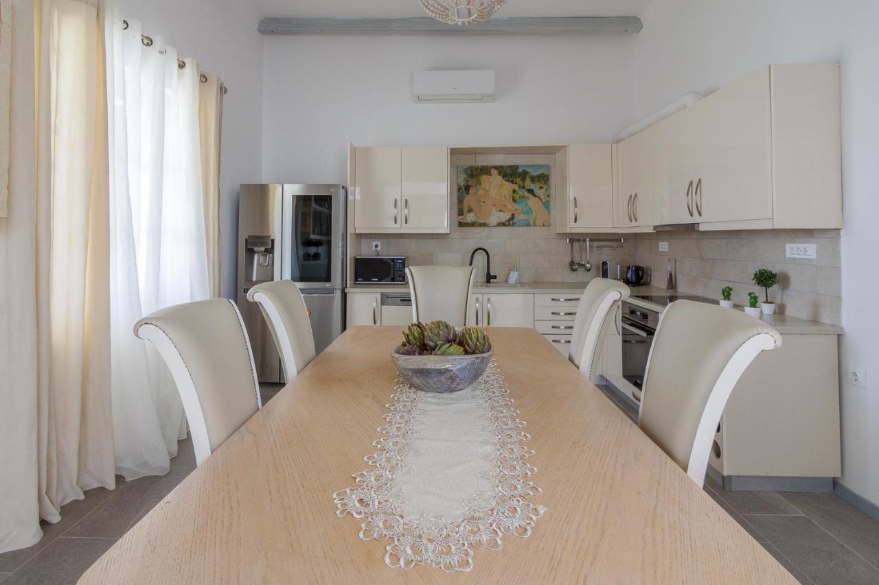 Ble Oneiro Villa Crystal آداماس المظهر الخارجي الصورة